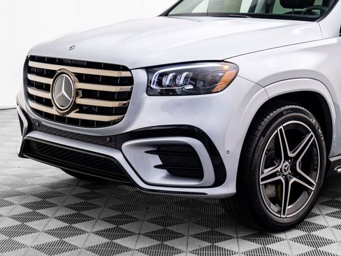 New 2026 Mercedes-Benz GLS 450 4MATIC image 39