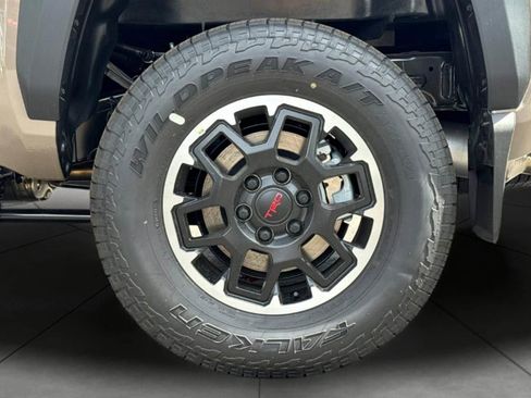 New 2026 Toyota Tacoma TRD Off-Road image 33
