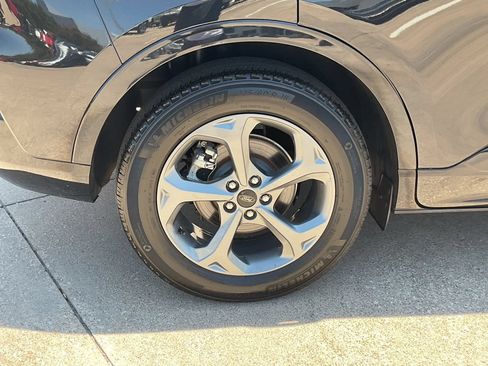 Used 2024 Ford Escape ST-Line FWD image 7