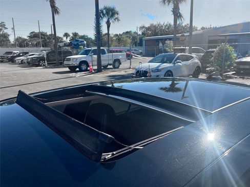 Used 2020 Chrysler 300 Limited image 24