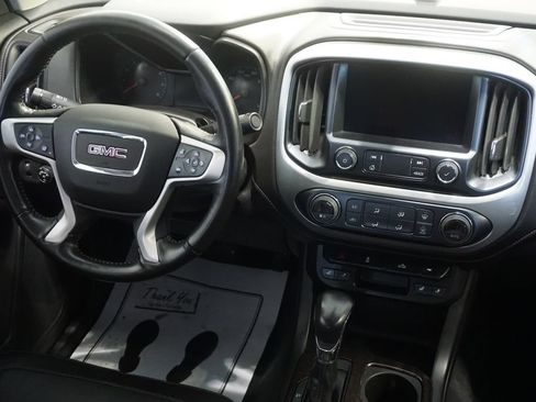Used 2022 GMC Canyon Elevation w/ Elevation Premium Package AWD/4WD image 30