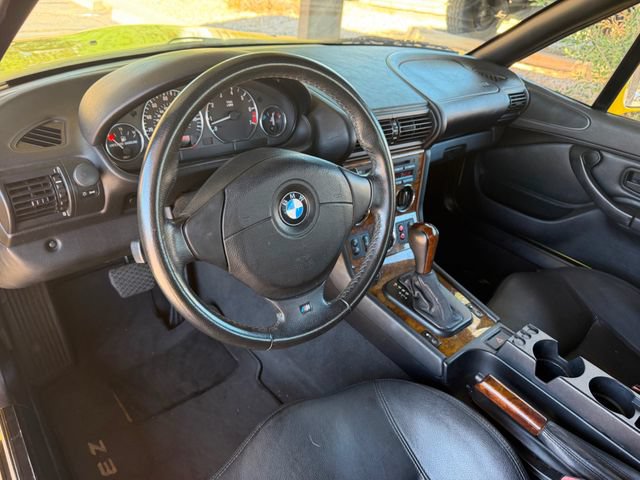 Used 2001 BMW Z3 2.5i RWD image 32