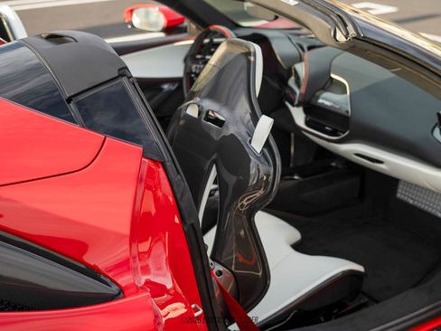 Used 2025 Ferrari SF90 Spider image 60