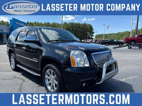 Used 2014 GMC Yukon Denali image 1