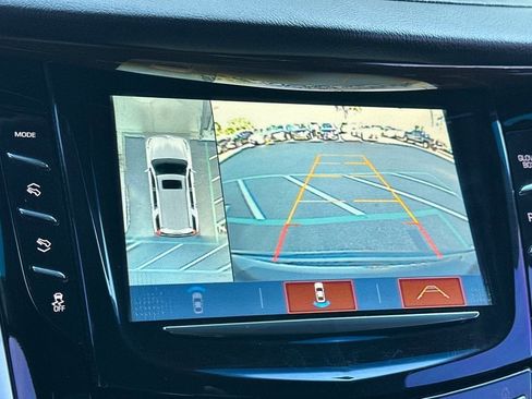 Used 2019 Cadillac Escalade 2WD 4dr image 22