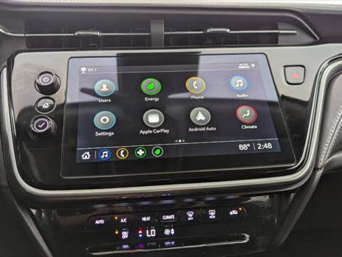 Used 2023 Chevrolet Bolt EUV LT FWD image 28