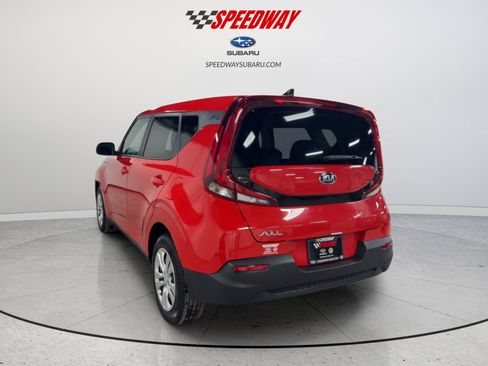 Used 2021 Kia Soul LX image 7