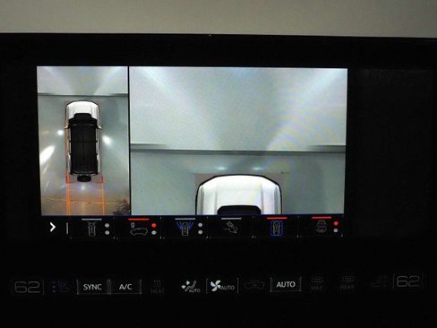 Used 2025 GMC Hummer EV 3X AWD/4WD image 36