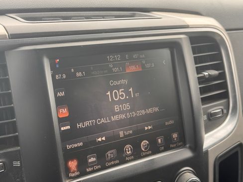 Used 2016 RAM 2500 SLT w/ Luxury Group image 8