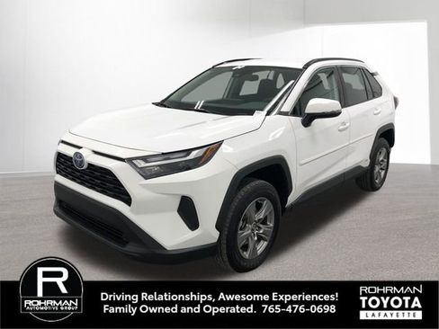 Used 2024 Toyota RAV4 LE image 2