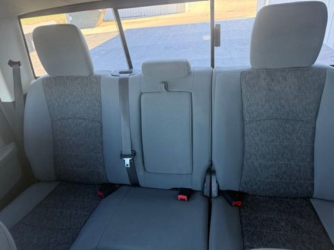 Used 2019 RAM 1500 Classic SLT w/ Luxury Group image 18