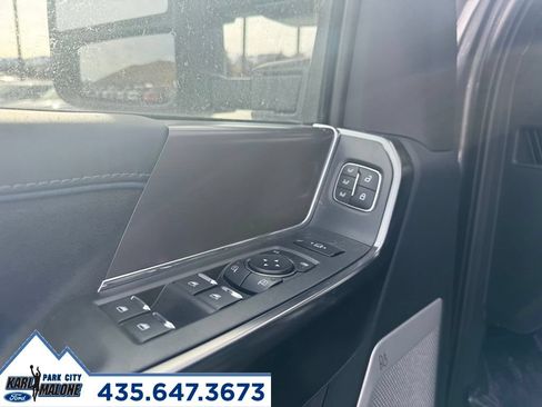 New 2026 Ford F350 Platinum w/ Tremor Off-Road Package AWD/4WD image 10