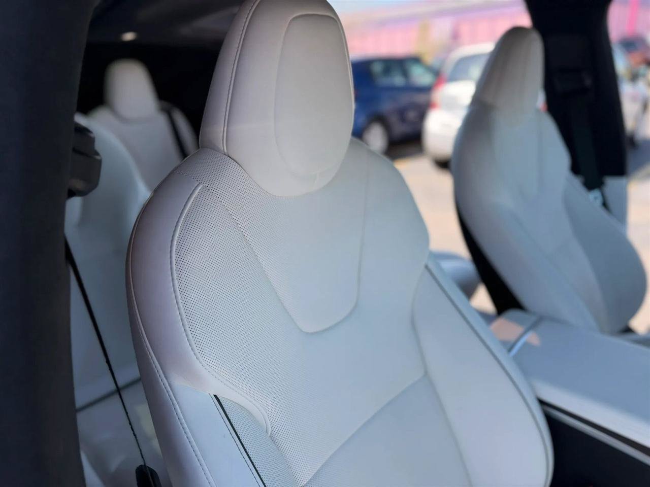 Used 2022 Tesla Model X Plaid AWD/4WD image 35