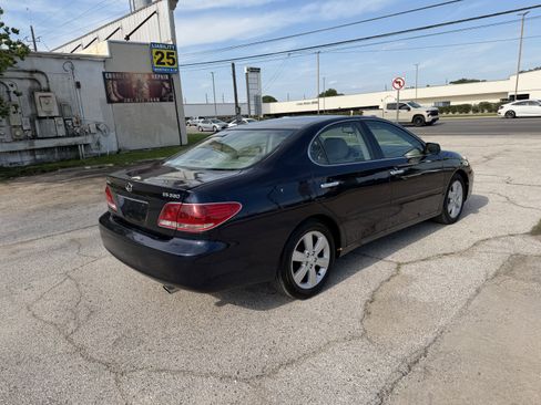 Used 2006 Lexus ES 330 FWD image 2