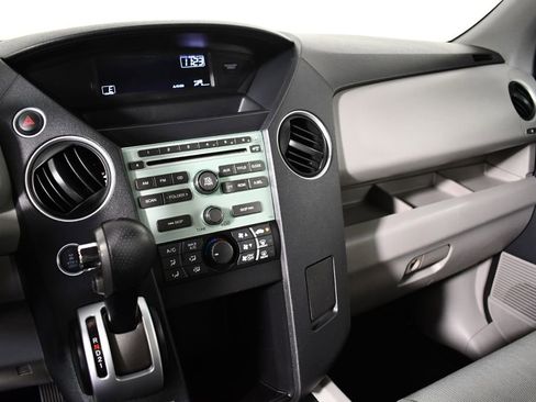 Used 2011 Honda Pilot LX image 30