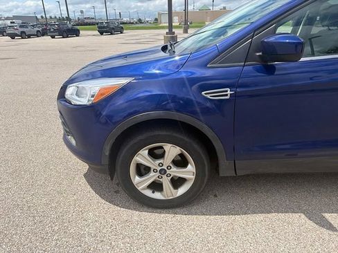 Used 2016 Ford Escape SE FWD image 7