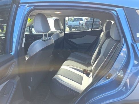 Used 2021 Subaru Crosstrek 2.0i Premium w/ Moonroof Package image 12