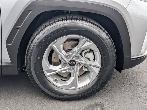 Certified 2024 Hyundai Tucson SEL FWD image 8