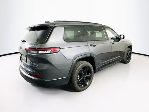 Used 2023 Jeep Grand Cherokee L Limited w/ Luxury Tech Group II image 9