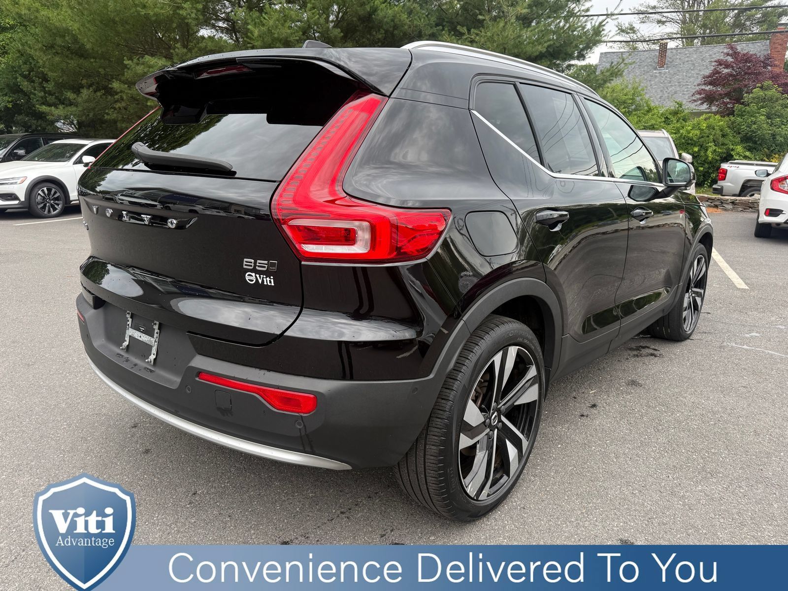 Certified 2023 Volvo XC40 B5 Ultimate w/ Protection Package Premier AWD/4WD image 8
