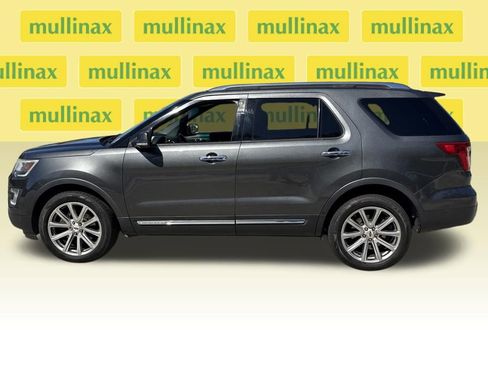 Used 2017 Ford Explorer Limited image 10