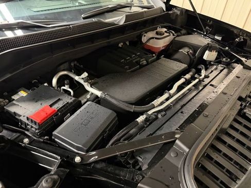 Used 2025 Chevrolet Silverado 1500 Custom image 41