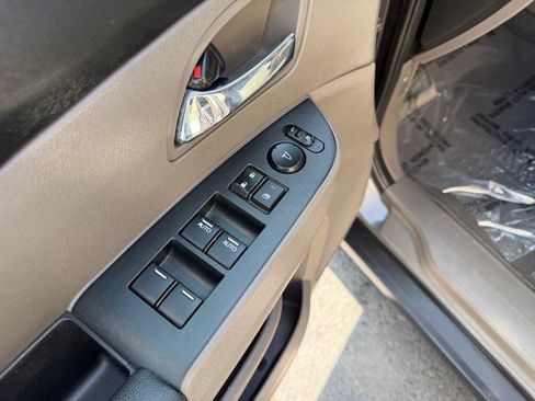 Used 2015 Honda Odyssey EX-L image 21