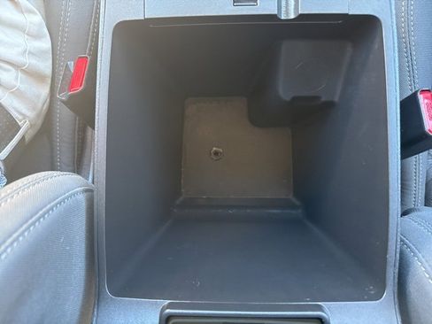 Used 2023 Nissan Frontier SV w/ Tow Package image 26