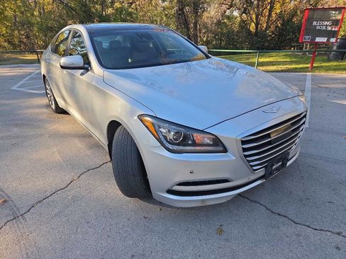Used 2015 Hyundai Genesis 3.8 w/ Option Group 03 RWD image 7