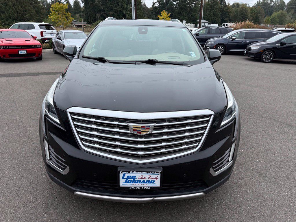 Used 2017 Cadillac XT5 Platinum AWD/4WD image 8