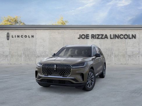 New 2025 Lincoln Aviator Premiere image 2