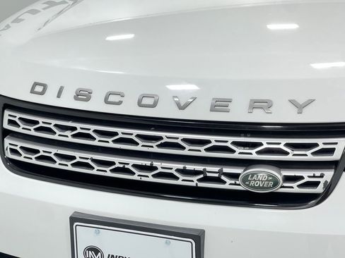 Used 2018 Land Rover Discovery HSE image 41