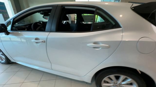 Used 2025 Toyota Corolla SE FWD image 4