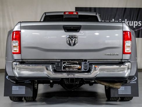 Used 2024 RAM 3500 Tradesman w/ Chrome Appearance Group image 9