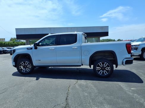 Used 2024 GMC Sierra 1500 AT4 w/ Technology Package AWD/4WD image 37