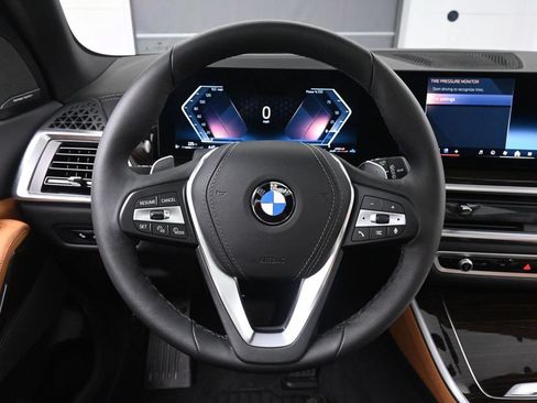 Used 2026 BMW X5 xDrive40i w/ Climate Comfort Package AWD/4WD image 31