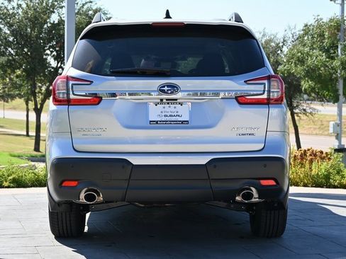 New 2025 Subaru Ascent Limited image 4