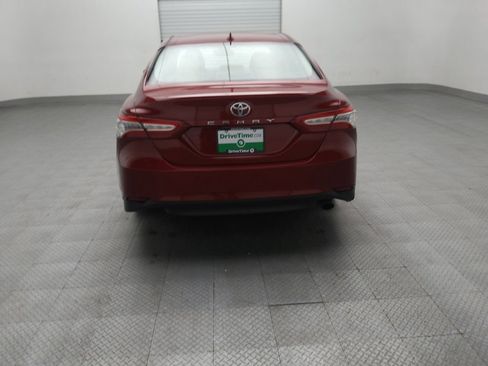 Used 2020 Toyota Camry XLE FWD image 6
