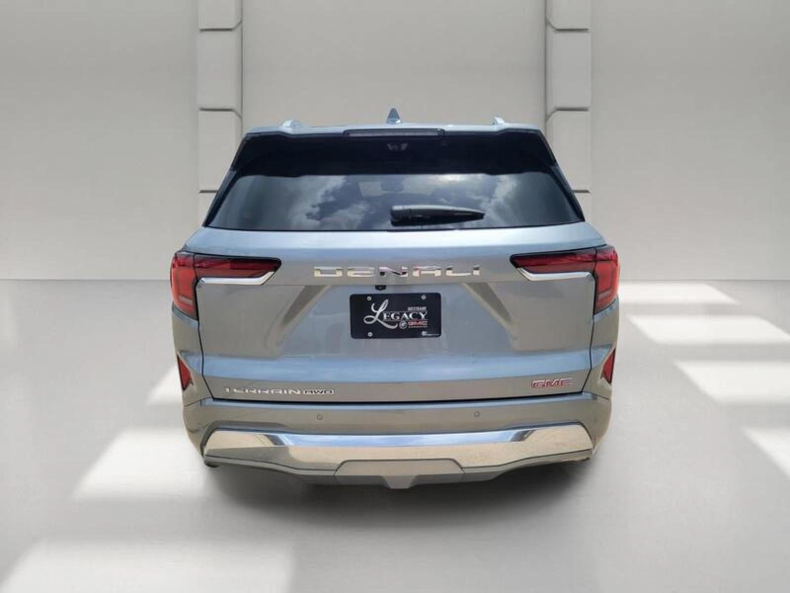 New 2026 GMC Terrain Denali w/ LPO, Floor Liner Package AWD/4WD image 5