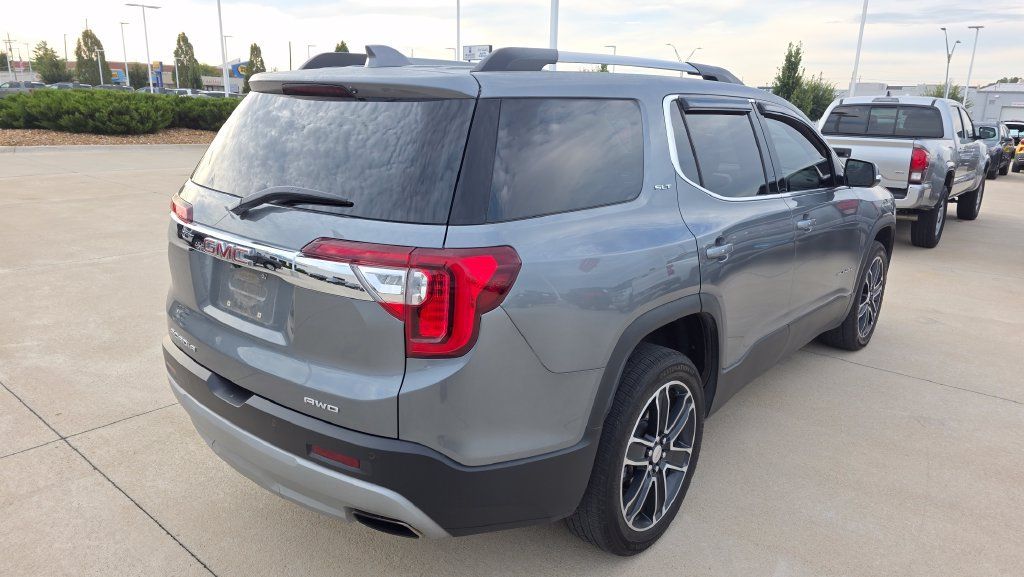 Used 2022 GMC Acadia SLT w/ Technology Package AWD/4WD image 5