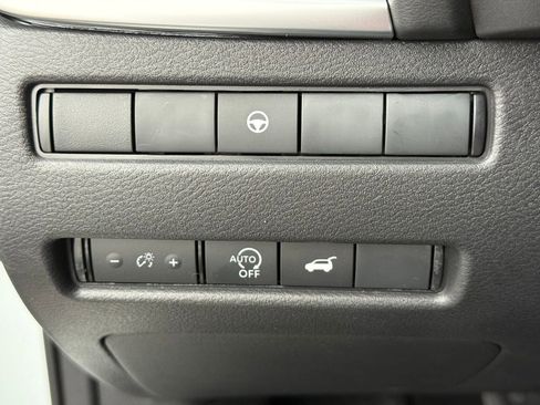 New 2026 Nissan Rogue SV image 33