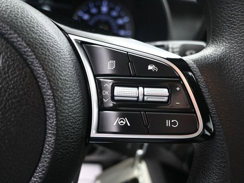 Certified 2024 Kia Forte LXS w/ LXS Technology Package FWD image 24