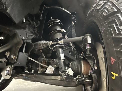 Used 2025 GMC Sierra 1500 Denali Ultimate image 16