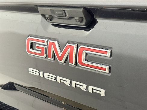 New 2026 GMC Sierra 1500 Elevation image 18