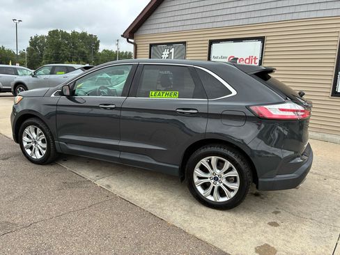 Used 2021 Ford Edge Titanium AWD/4WD image 8