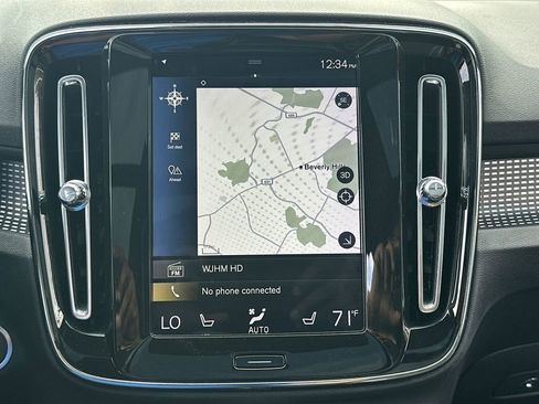 Used 2019 Volvo XC40 T5 R-Design image 19