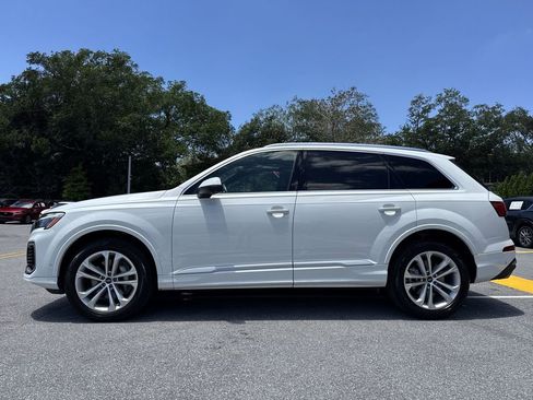 Used 2025 Audi Q7 3.0T Premium Plus AWD/4WD image 27
