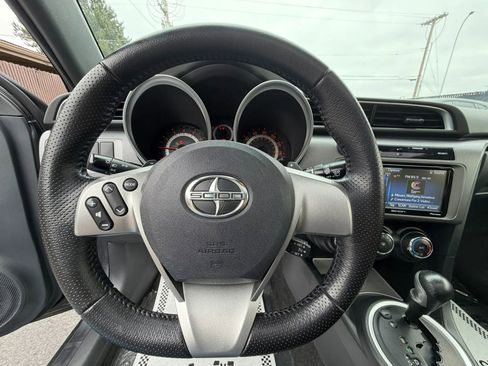 Used 2016 Scion tC FWD image 19