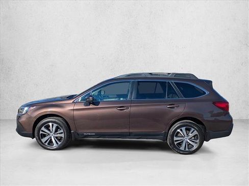 Used 2019 Subaru Outback 2.5i Limited w/ Popular Package #2 image 11