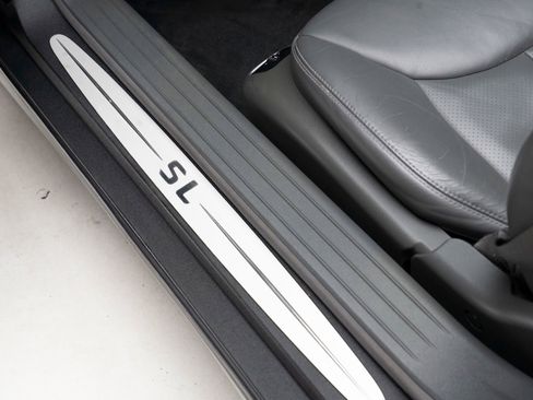 Used 2005 Mercedes-Benz SL 500 image 17